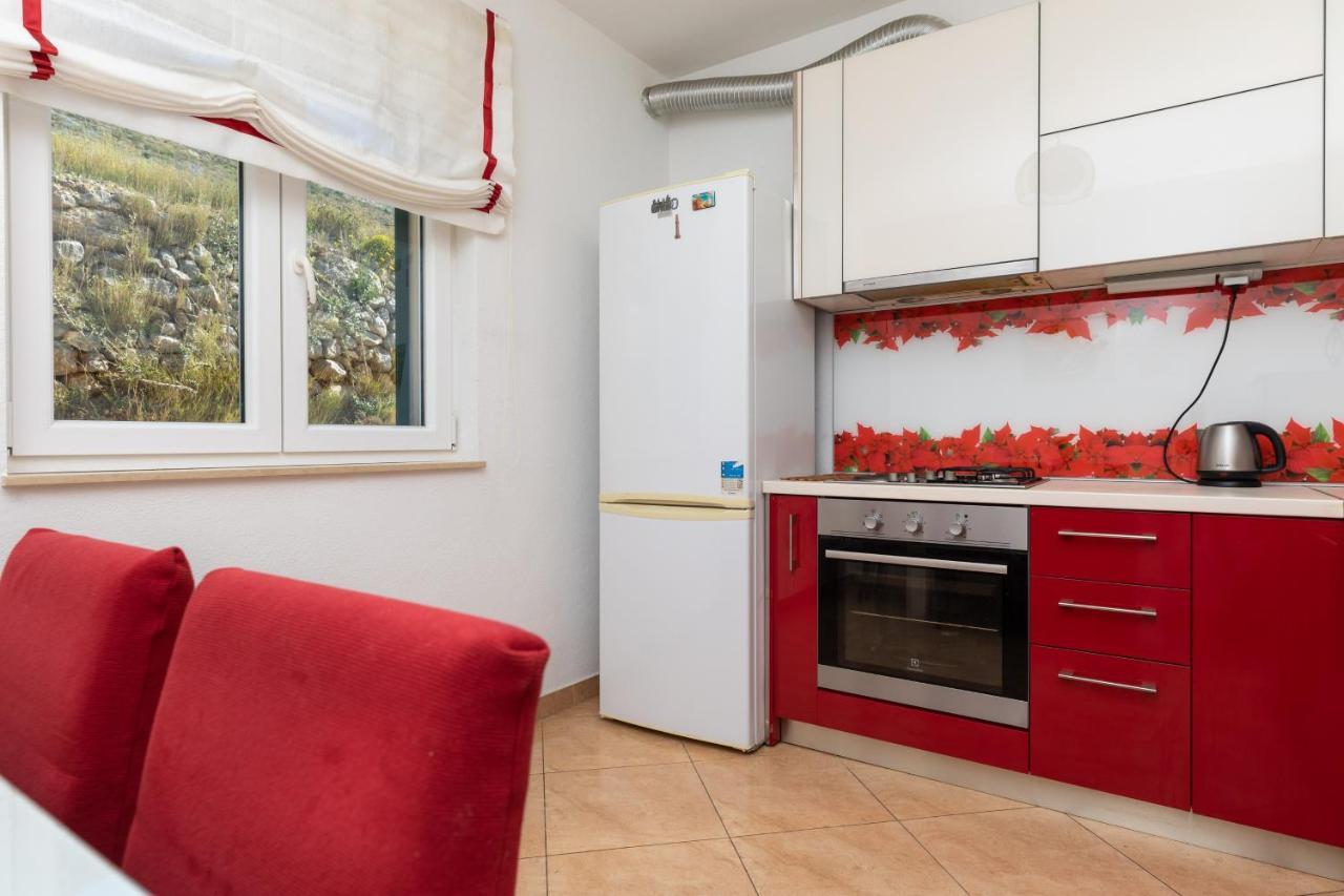 Apartments With A Parking Space Dugi Rat, Omis - 19516 Exterior foto
