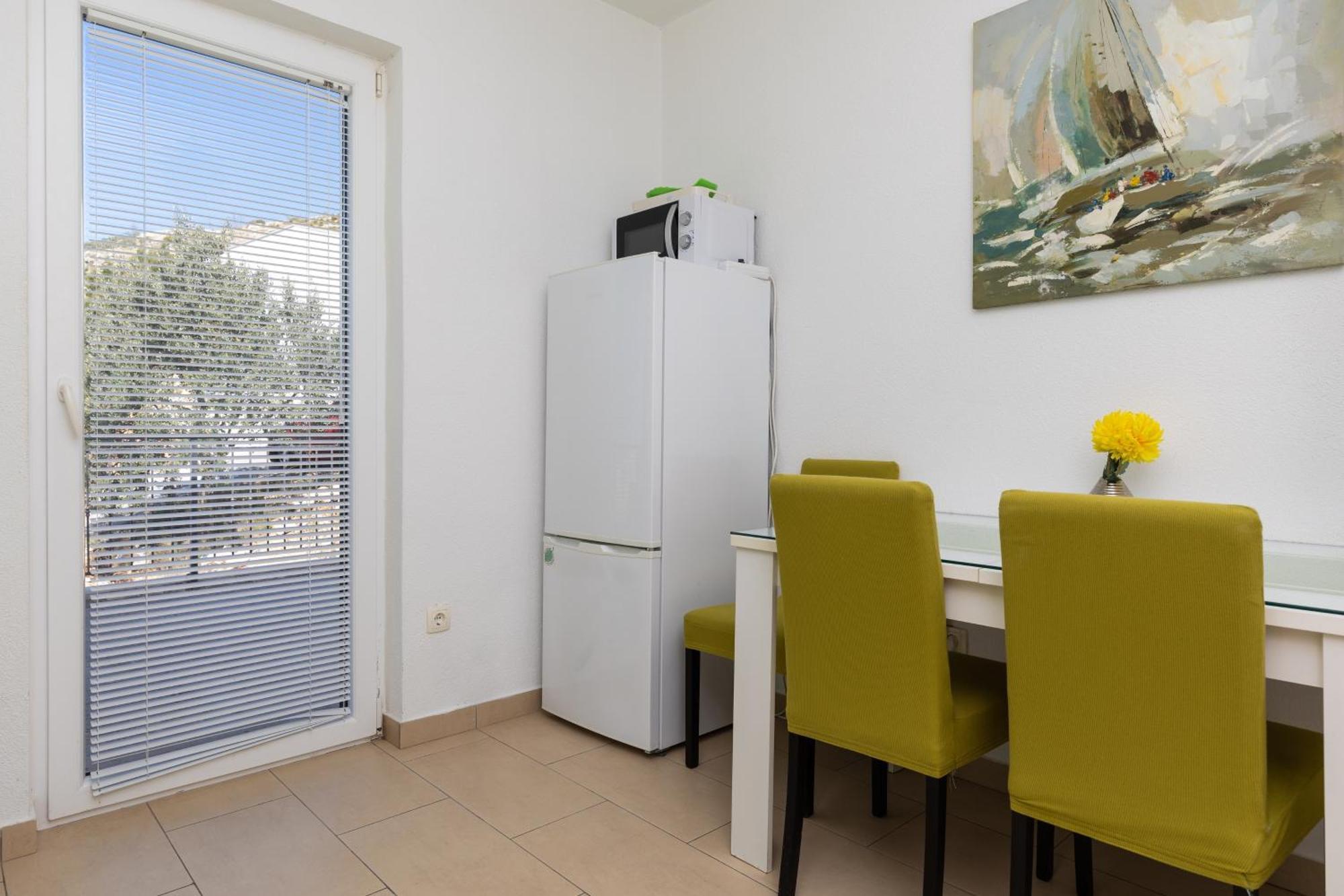 Apartments With A Parking Space Dugi Rat, Omis - 19516 Quarto foto